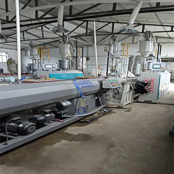 HDPE torude tootmismasin